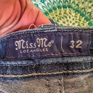 Miss Me Jeans. Size 32. Like new.